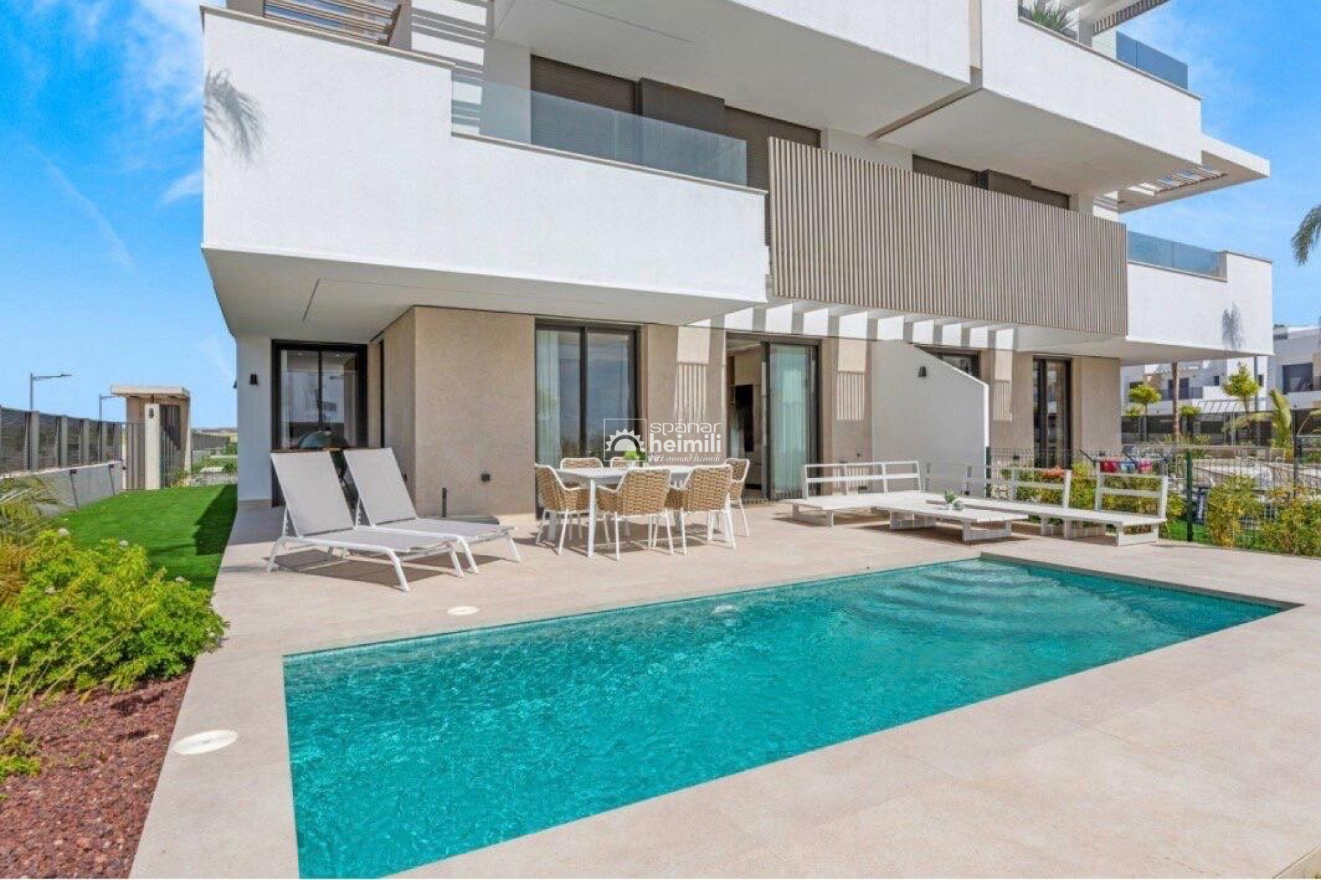 Resale - Apartment -
Santa Rosalia