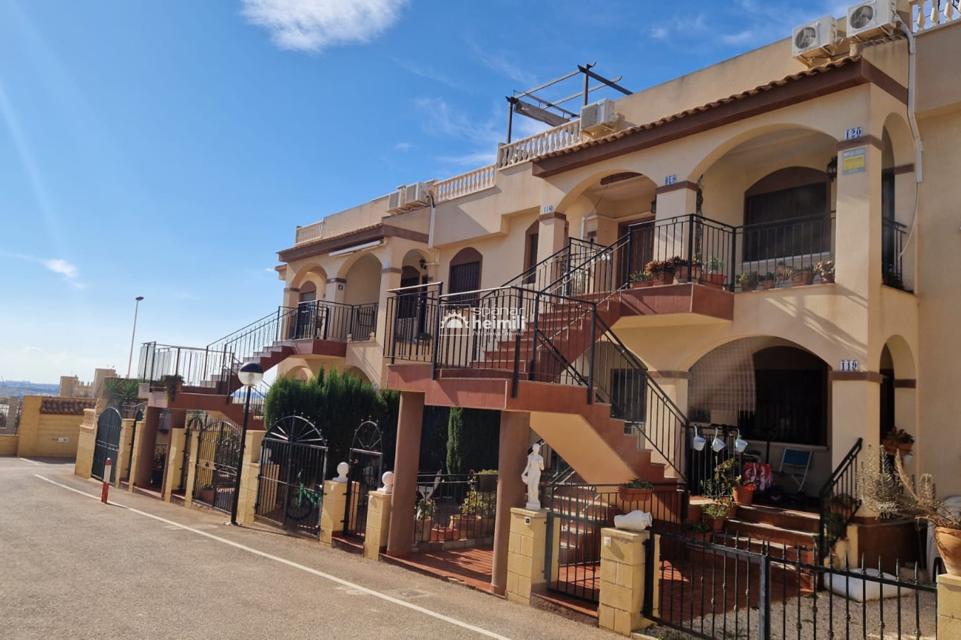 Resale - Apartment -
Torrevieja