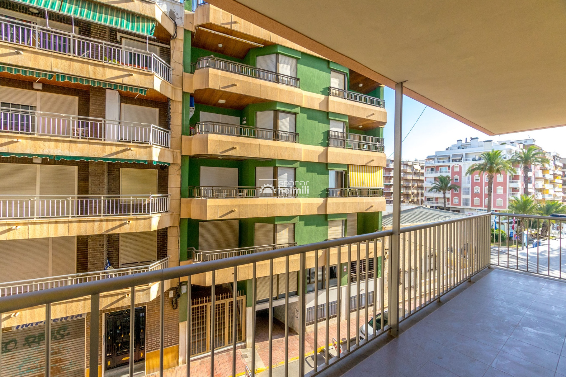 Resale - Apartment -
Torrevieja