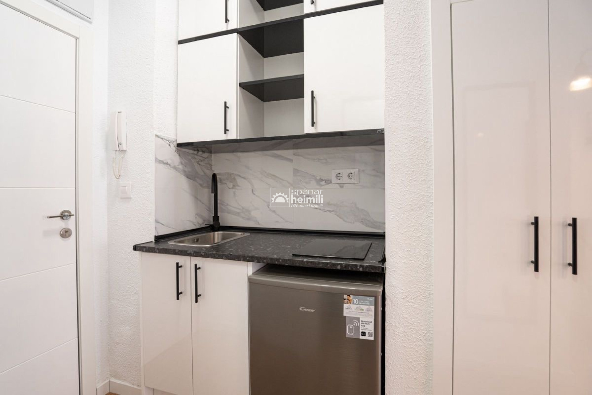 Resale - Apartment -
Torrevieja