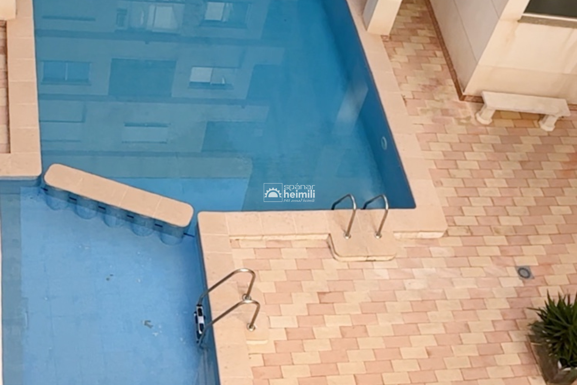 Resale - Apartment -
Torrevieja