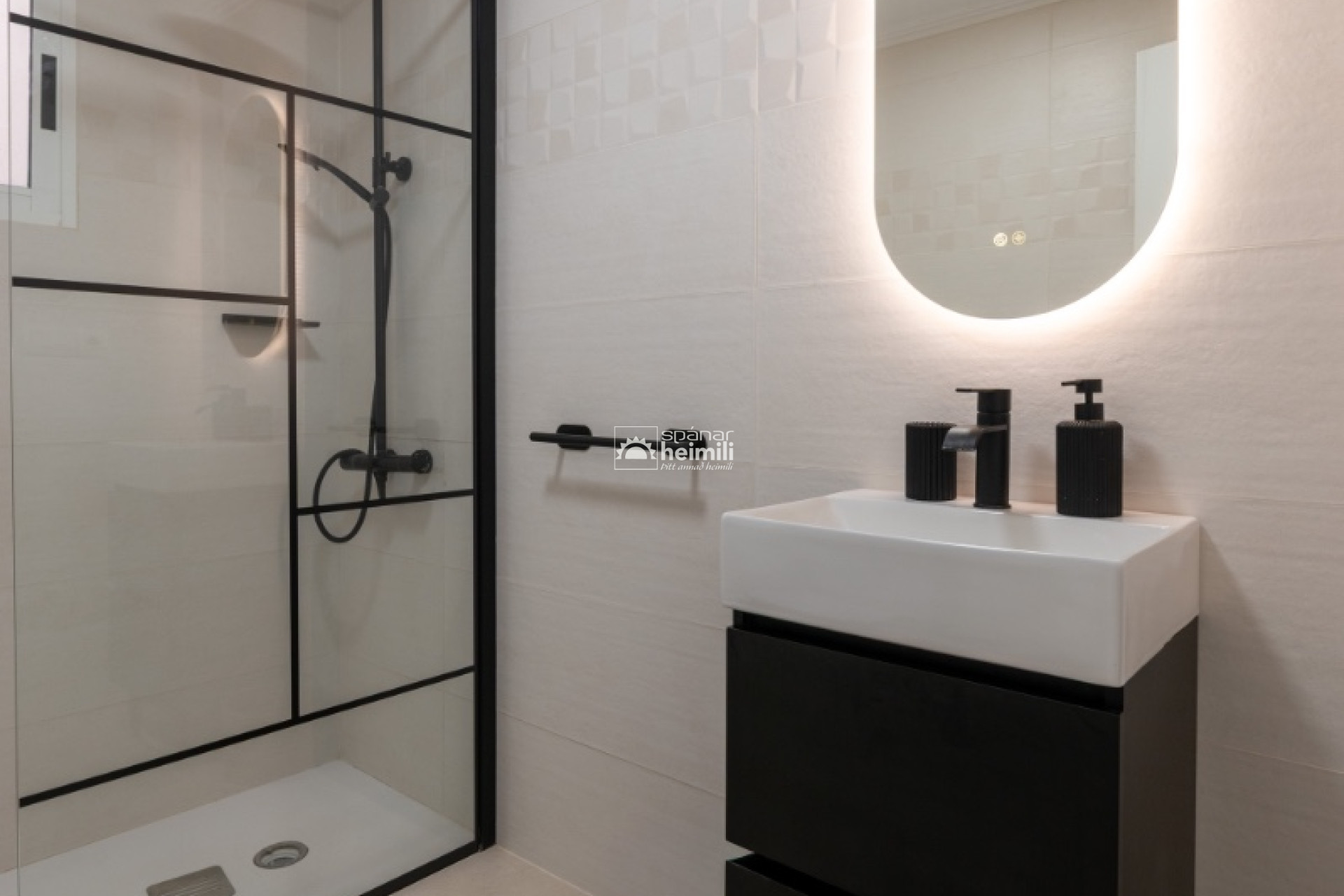 Resale - Apartment -
Torrevieja