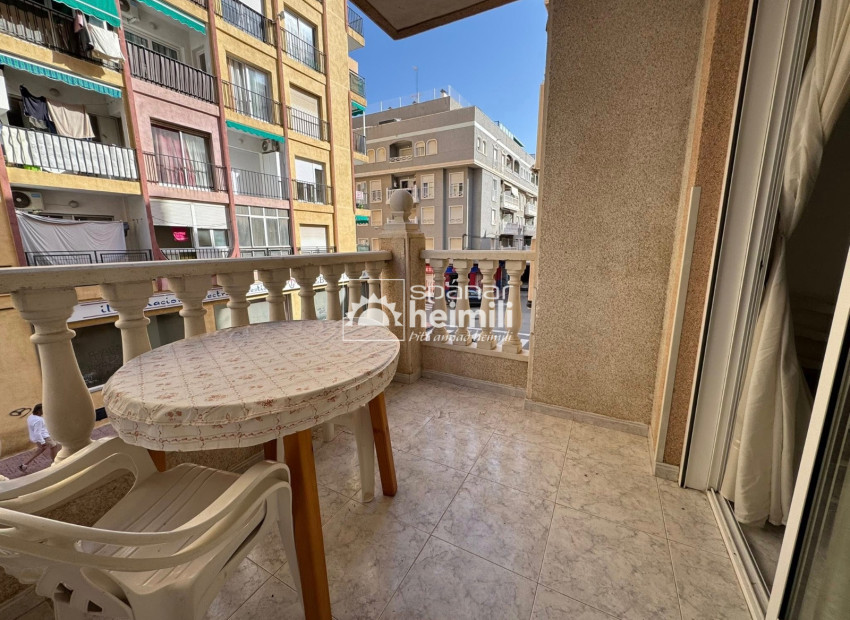 Resale - Apartment -
Torrevieja