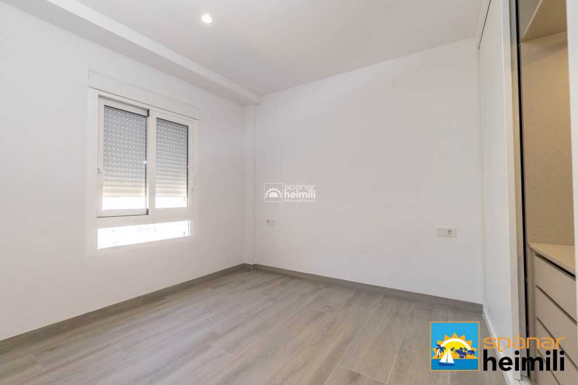 Resale - Apartment -
Torrevieja