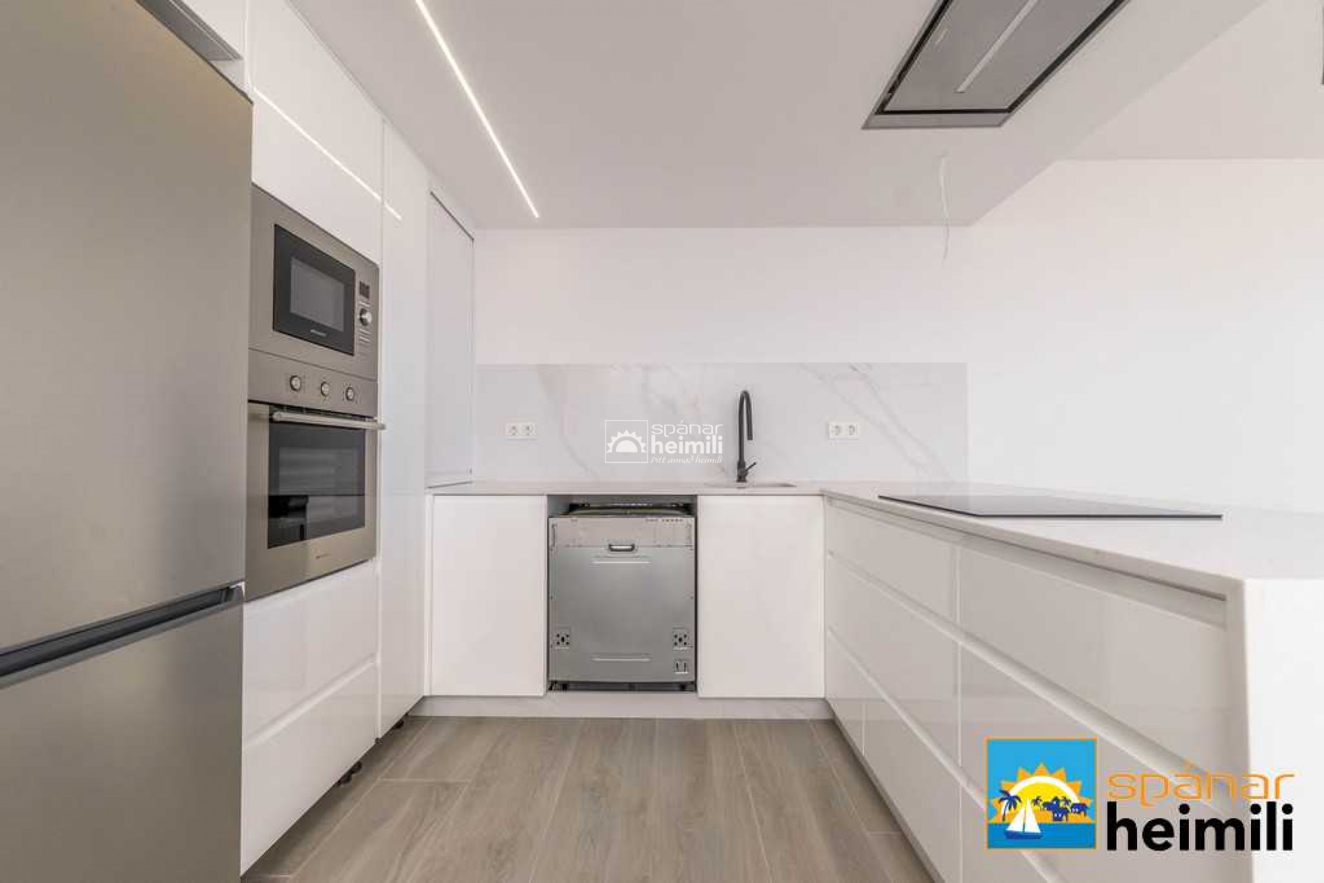 Resale - Apartment -
Torrevieja