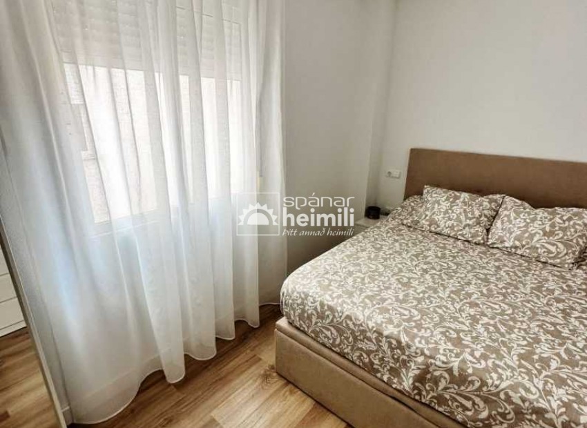 Resale - Apartment -
Torrevieja