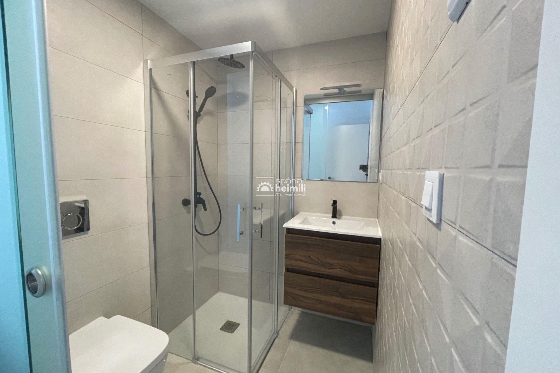 Resale - Apartment -
Villamartin