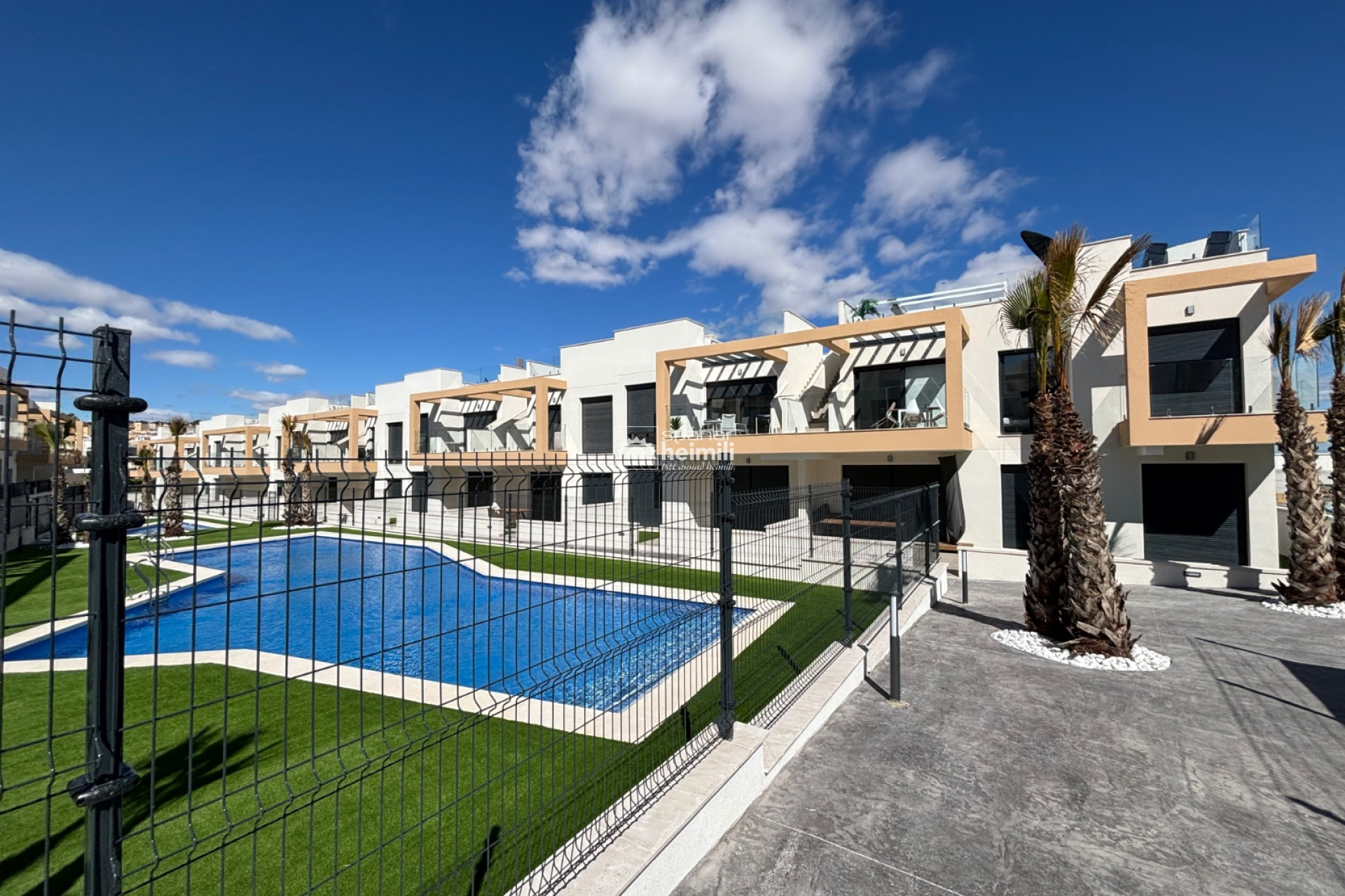 Resale - Apartment -
Villamartin