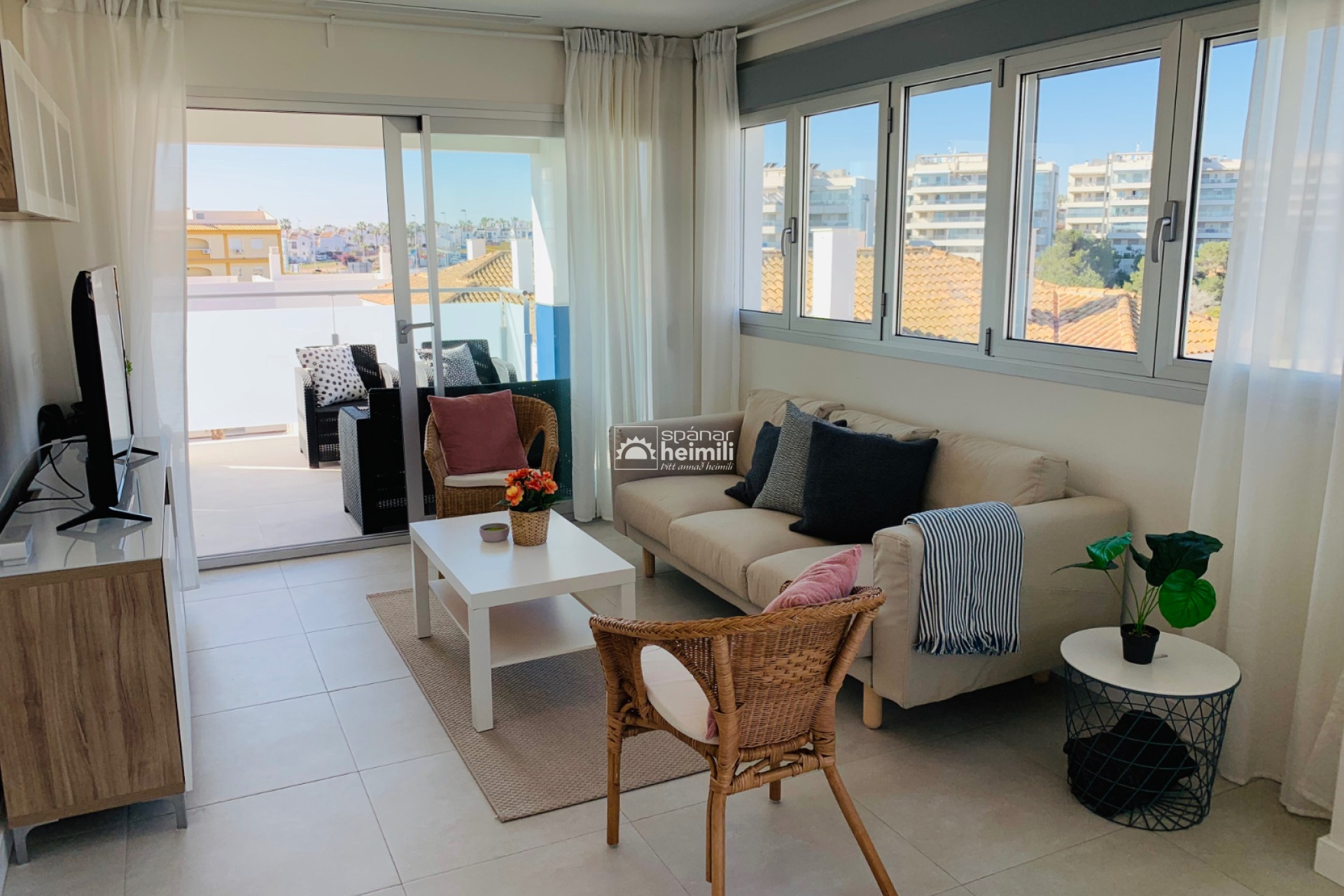 Resale - Apartment -
Villamartin