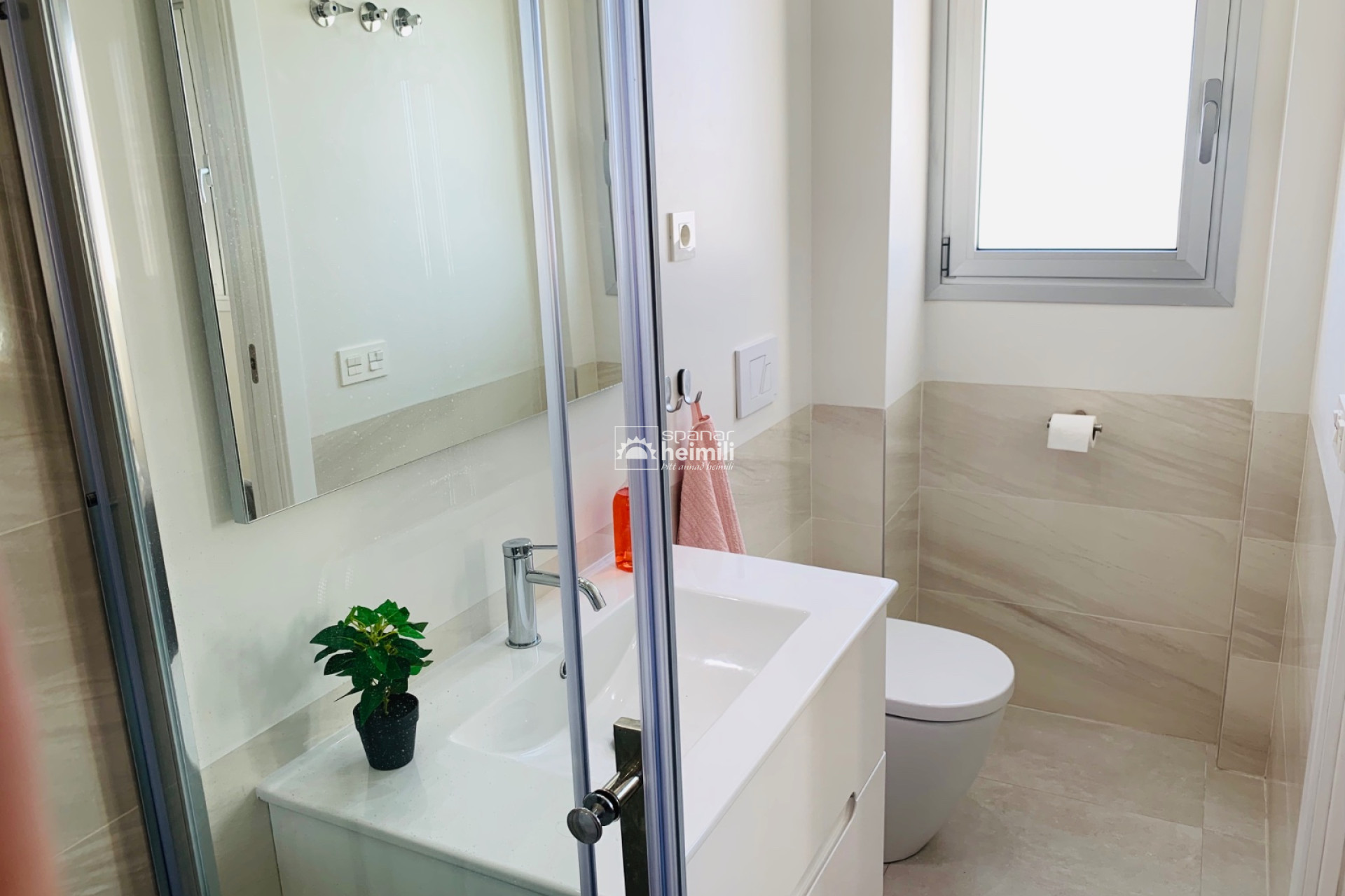 Resale - Apartment -
Villamartin