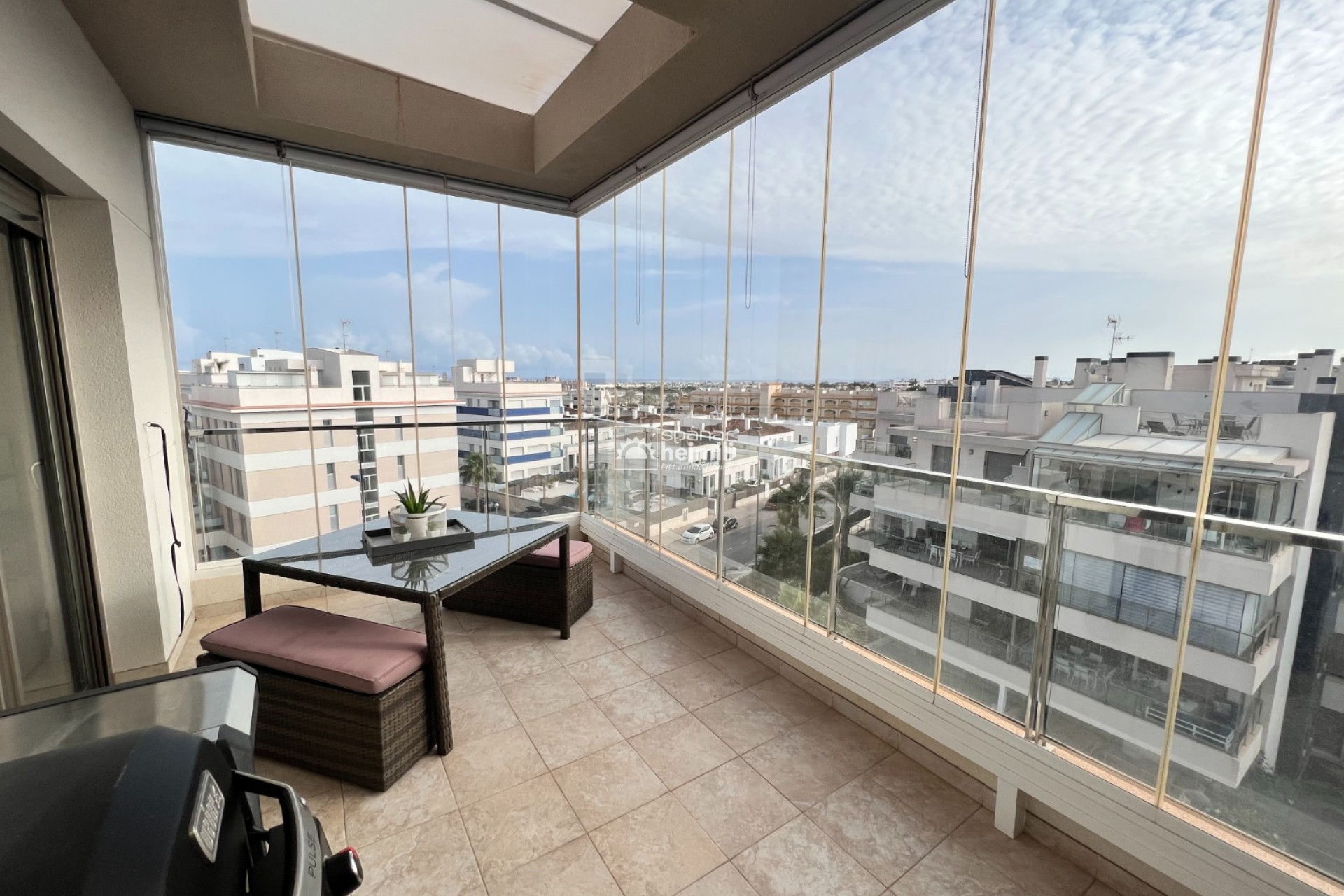 Resale - Apartment -
Villamartin