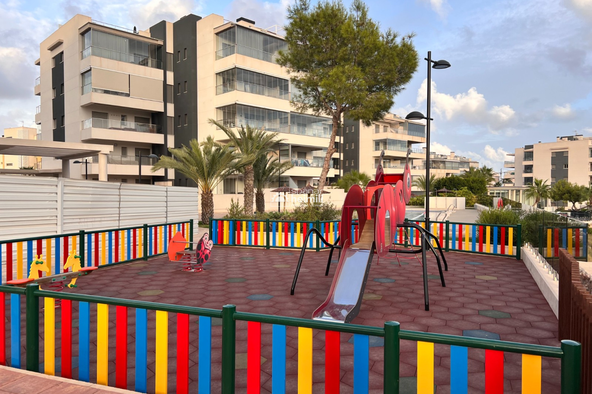Resale - Apartment -
Villamartin