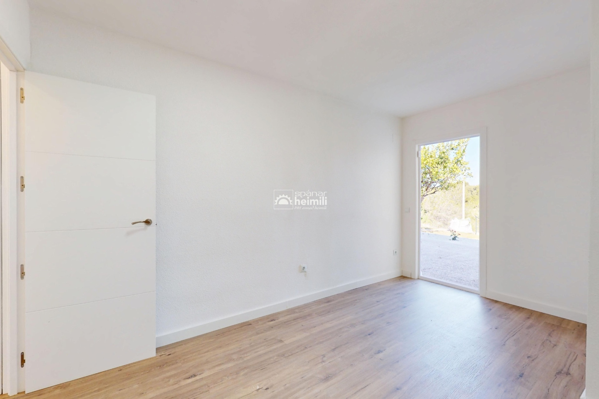 Resale - Apartment -
Villamartin