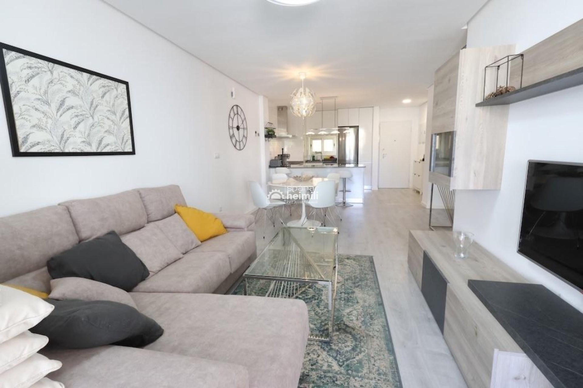 Resale - Apartment -
Villamartin