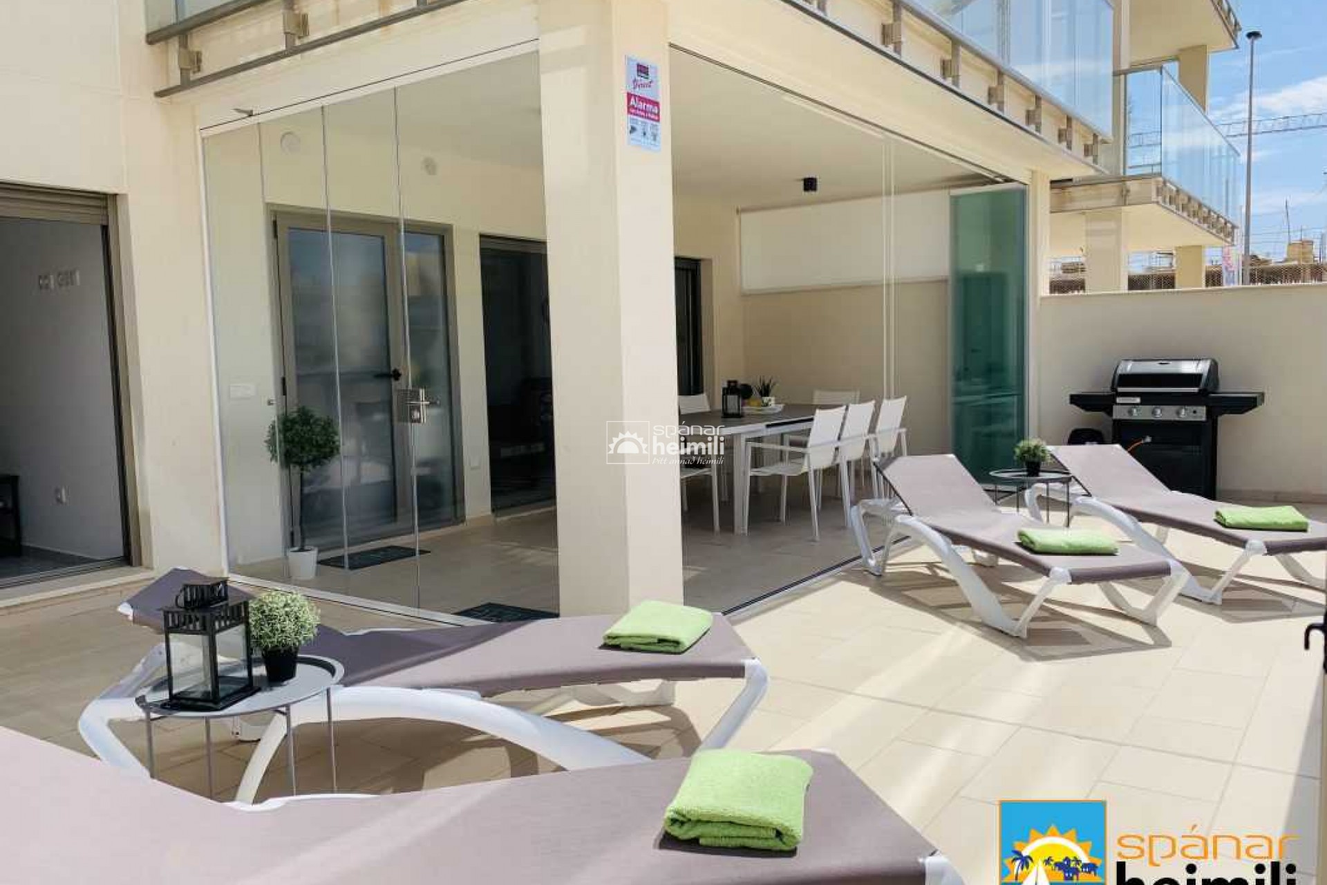 Resale - Apartment -
Villamartin