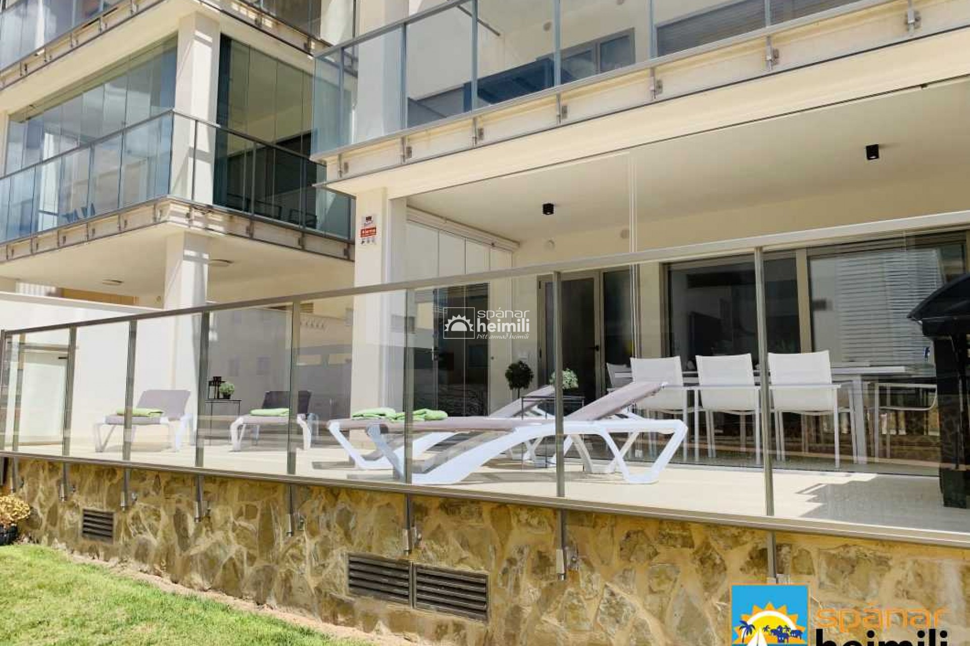 Resale - Apartment -
Villamartin