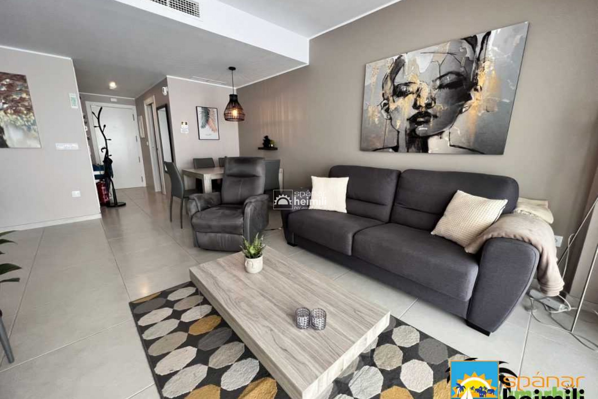 Resale - Apartment -
Villamartin