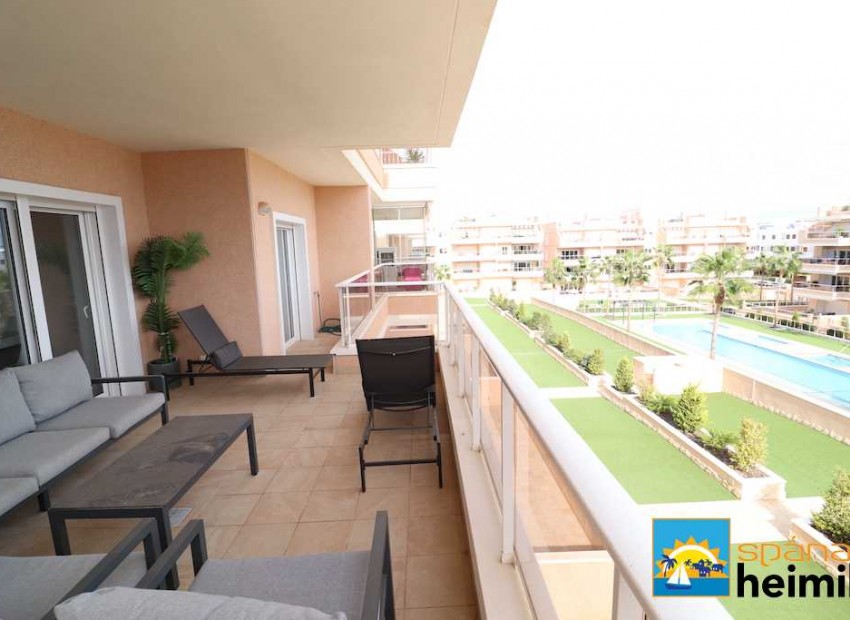 Resale - Apartment -
Villamartin