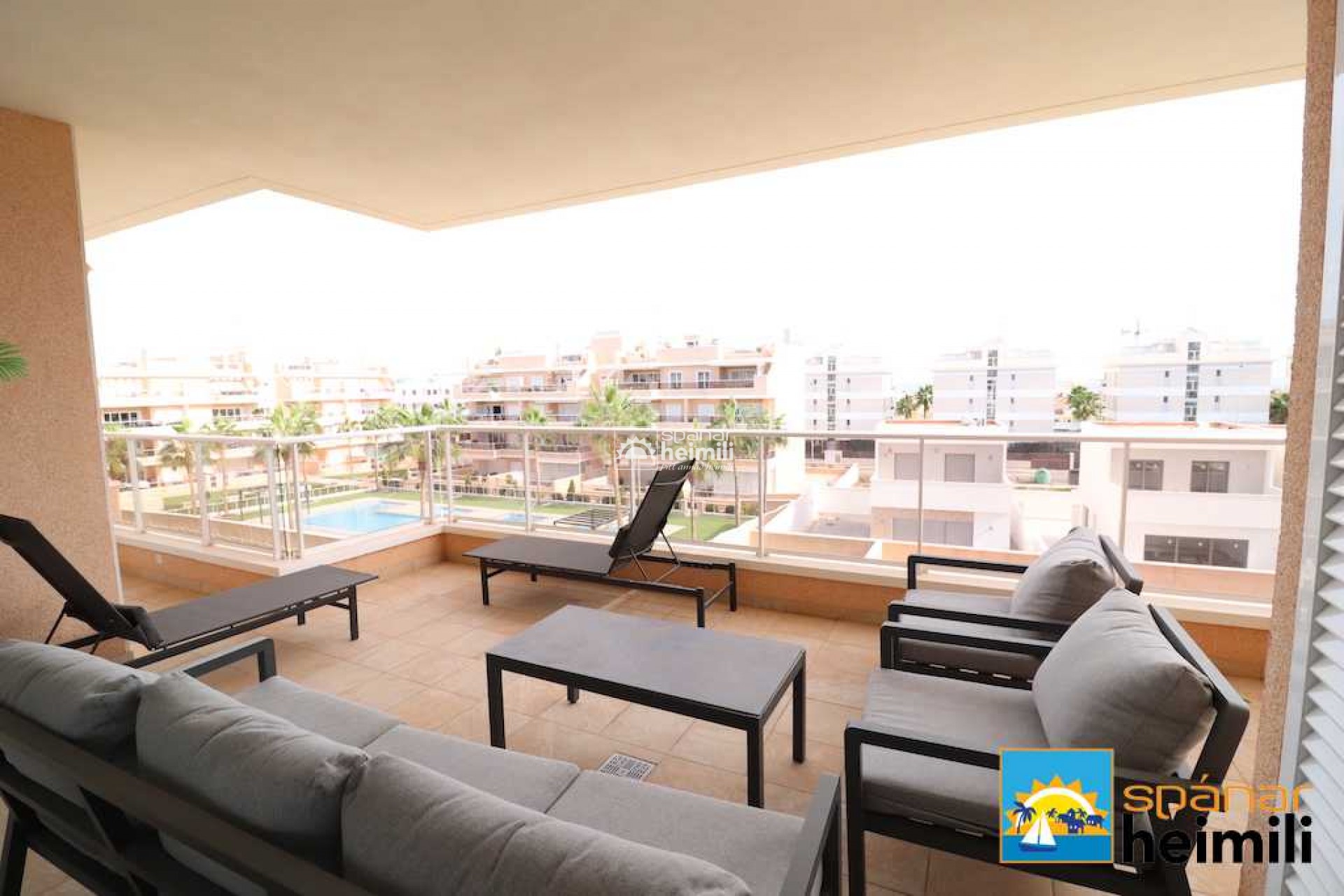 Resale - Apartment -
Villamartin