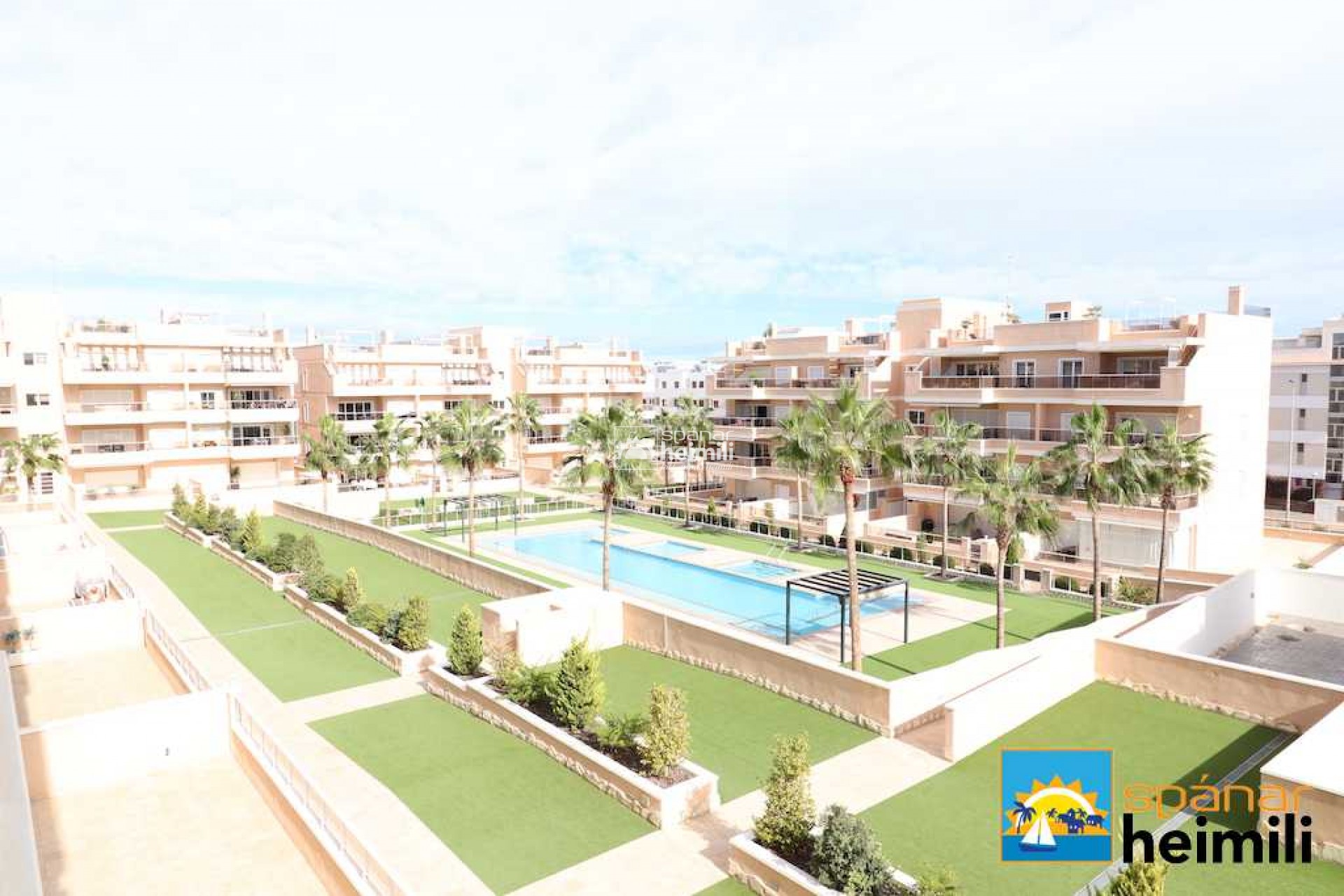 Resale - Apartment -
Villamartin