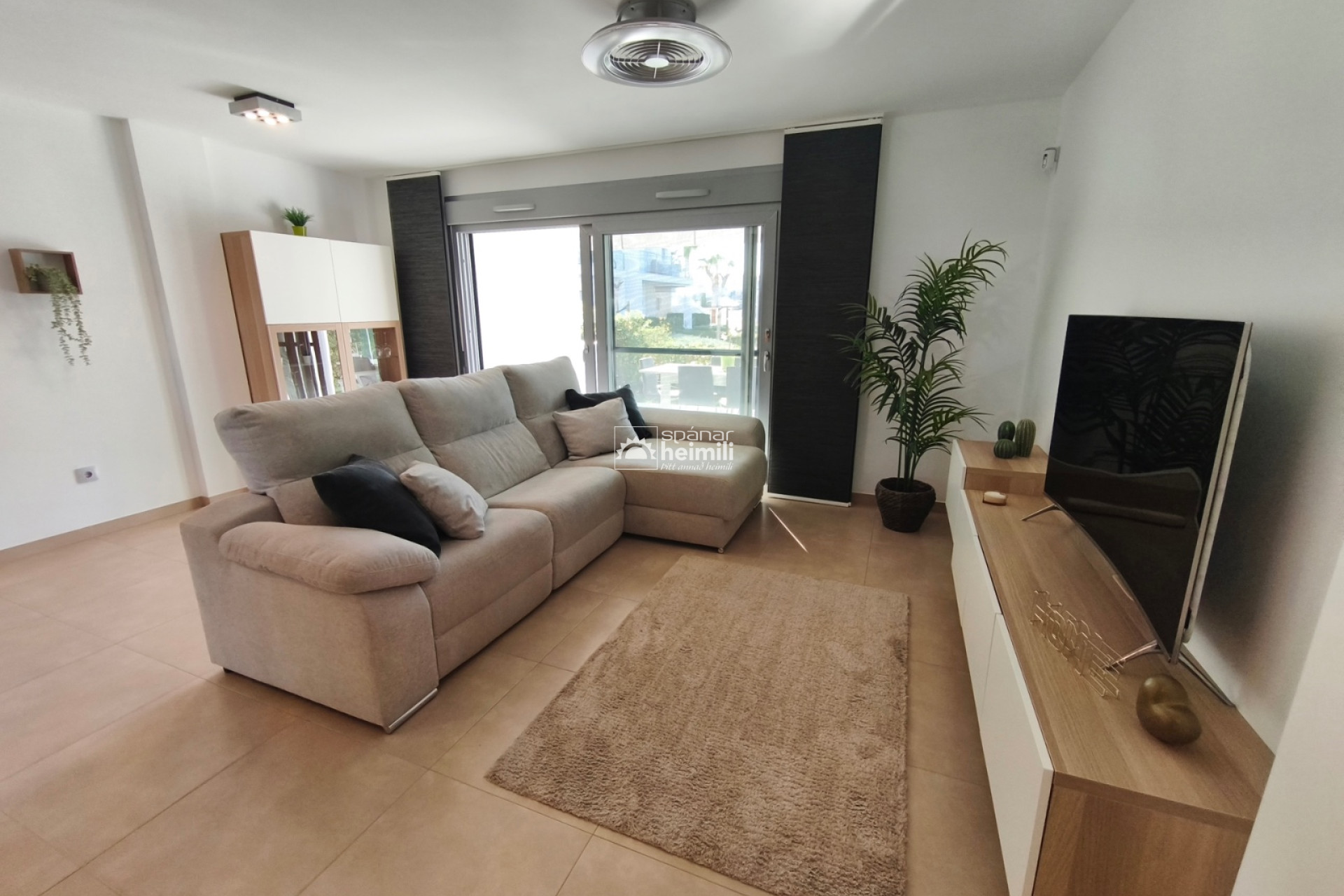 Resale - Apartment -
Vistabella