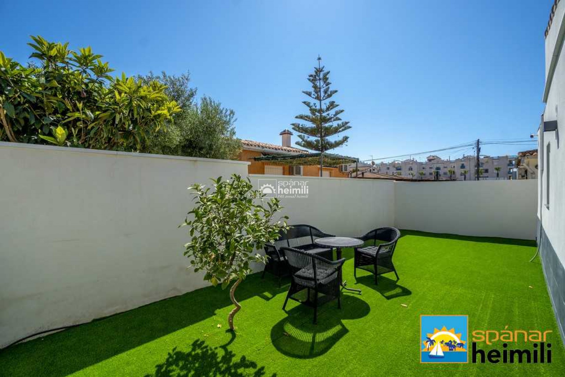 Resale -  -
Cabo Roig