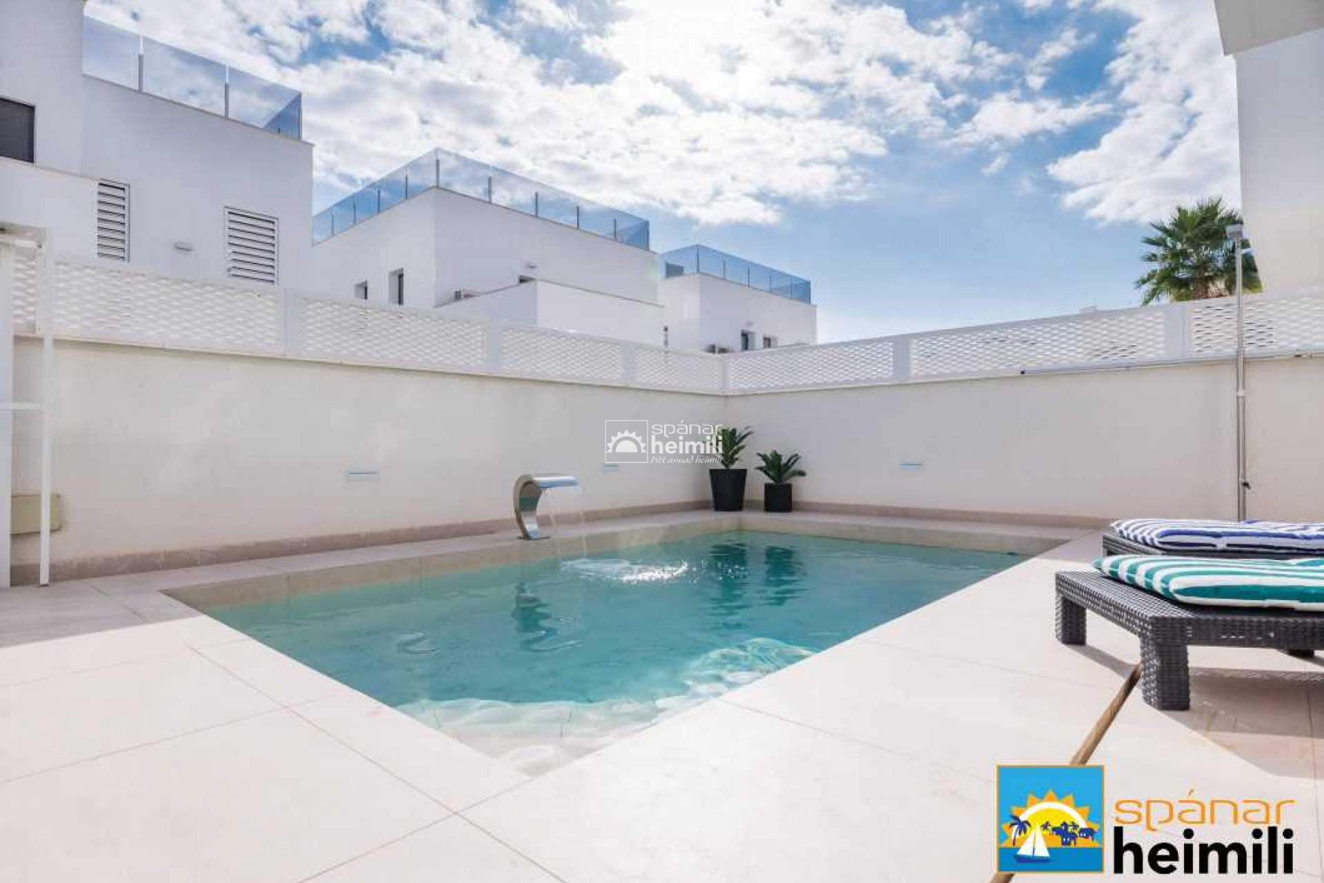 Resale -  -
Cabo Roig