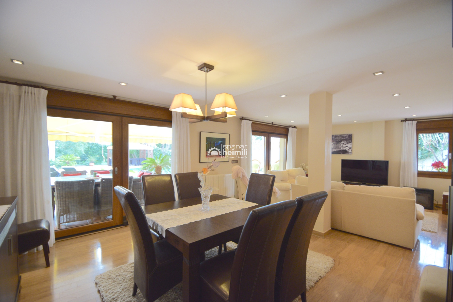 Resale - Detached house -
Benidorm