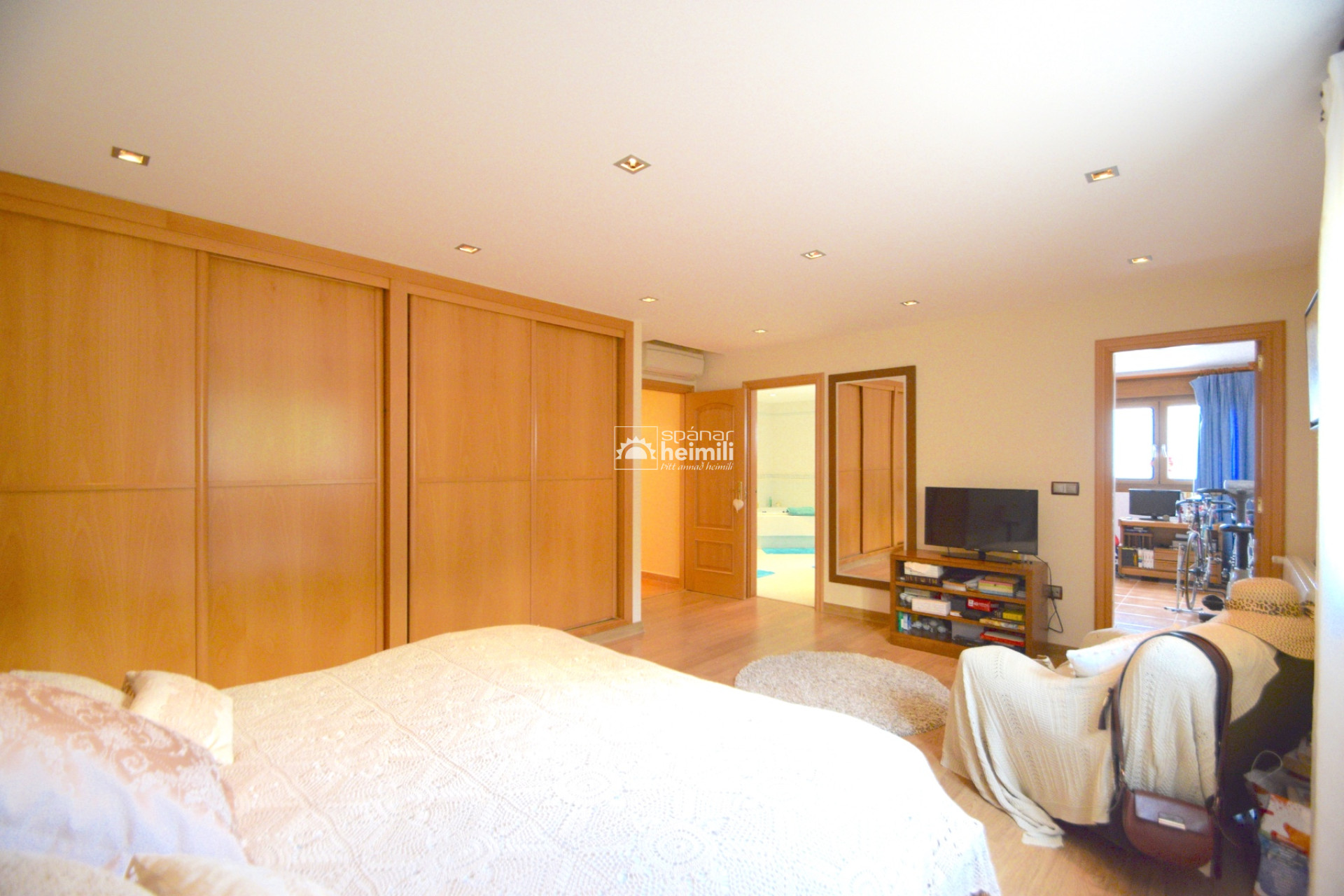 Resale - Detached house -
Benidorm