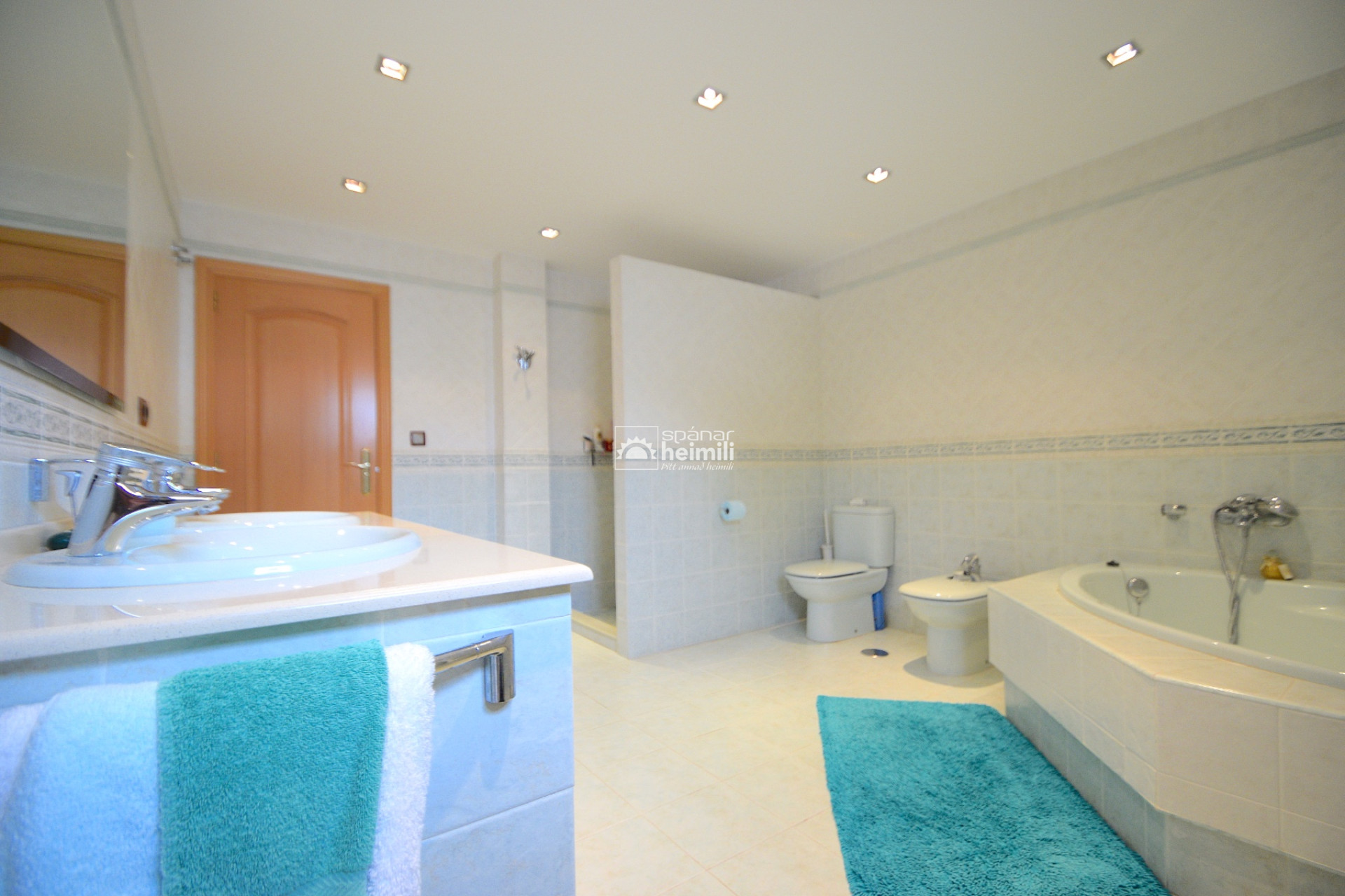 Resale - Detached house -
Benidorm