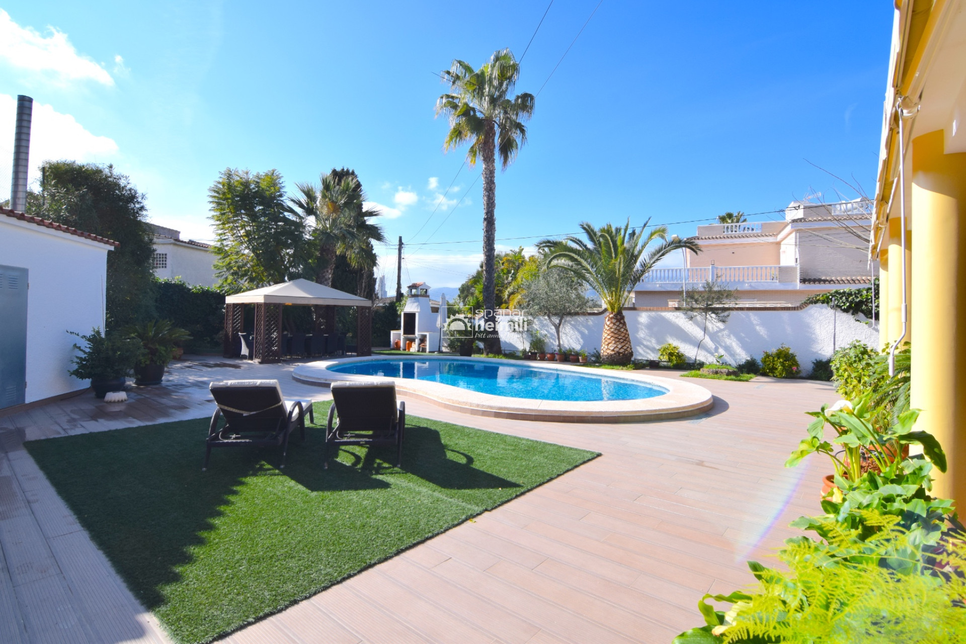 Resale - Detached house -
Benidorm