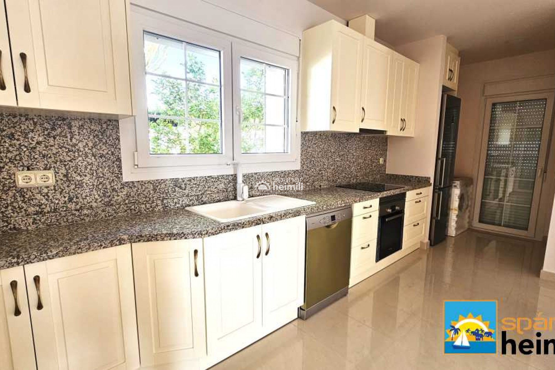 Resale - Detached house -
Cabo Roig