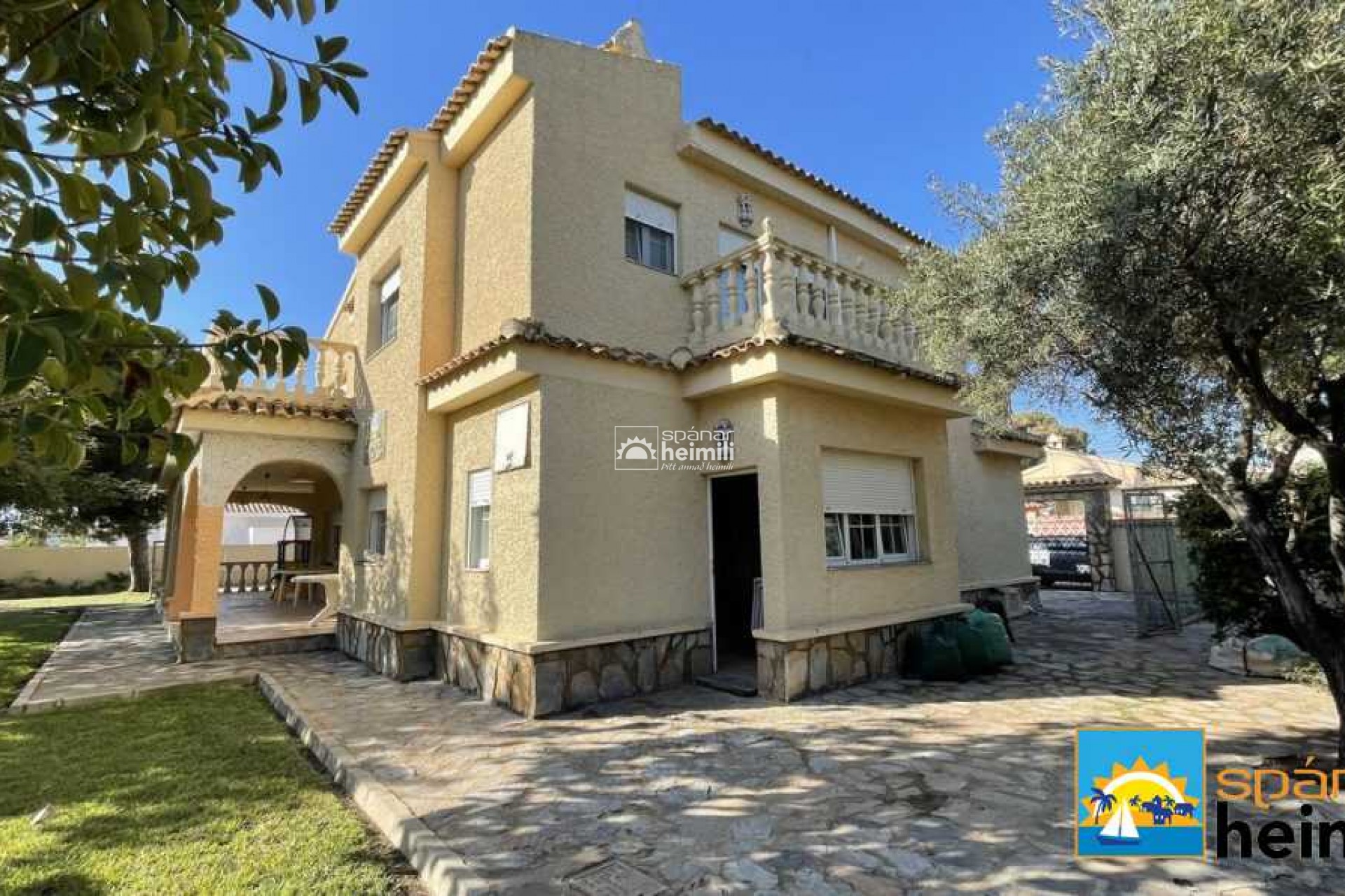 Resale - Detached house -
Cabo Roig