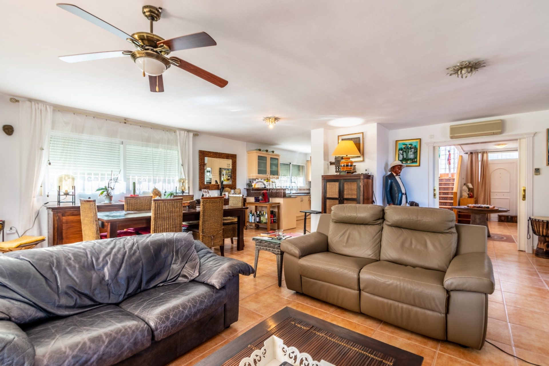 Resale - Detached house -
Finestrat