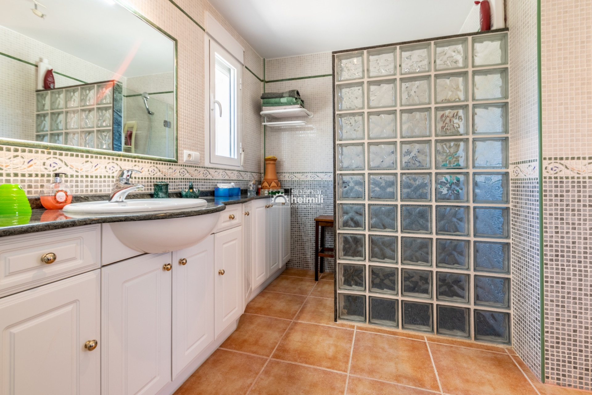 Resale - Detached house -
Finestrat