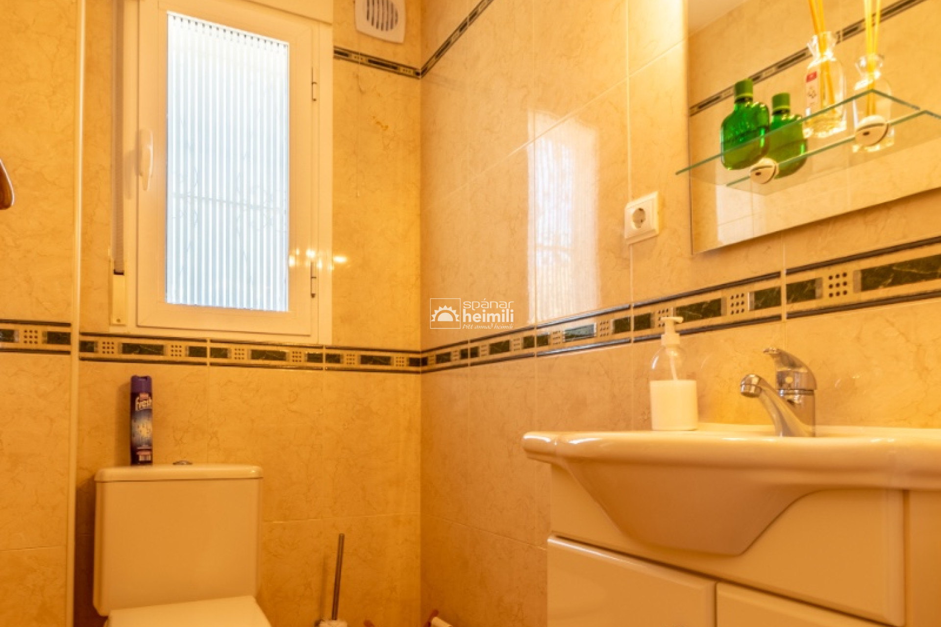 Resale - Detached house -
Finestrat