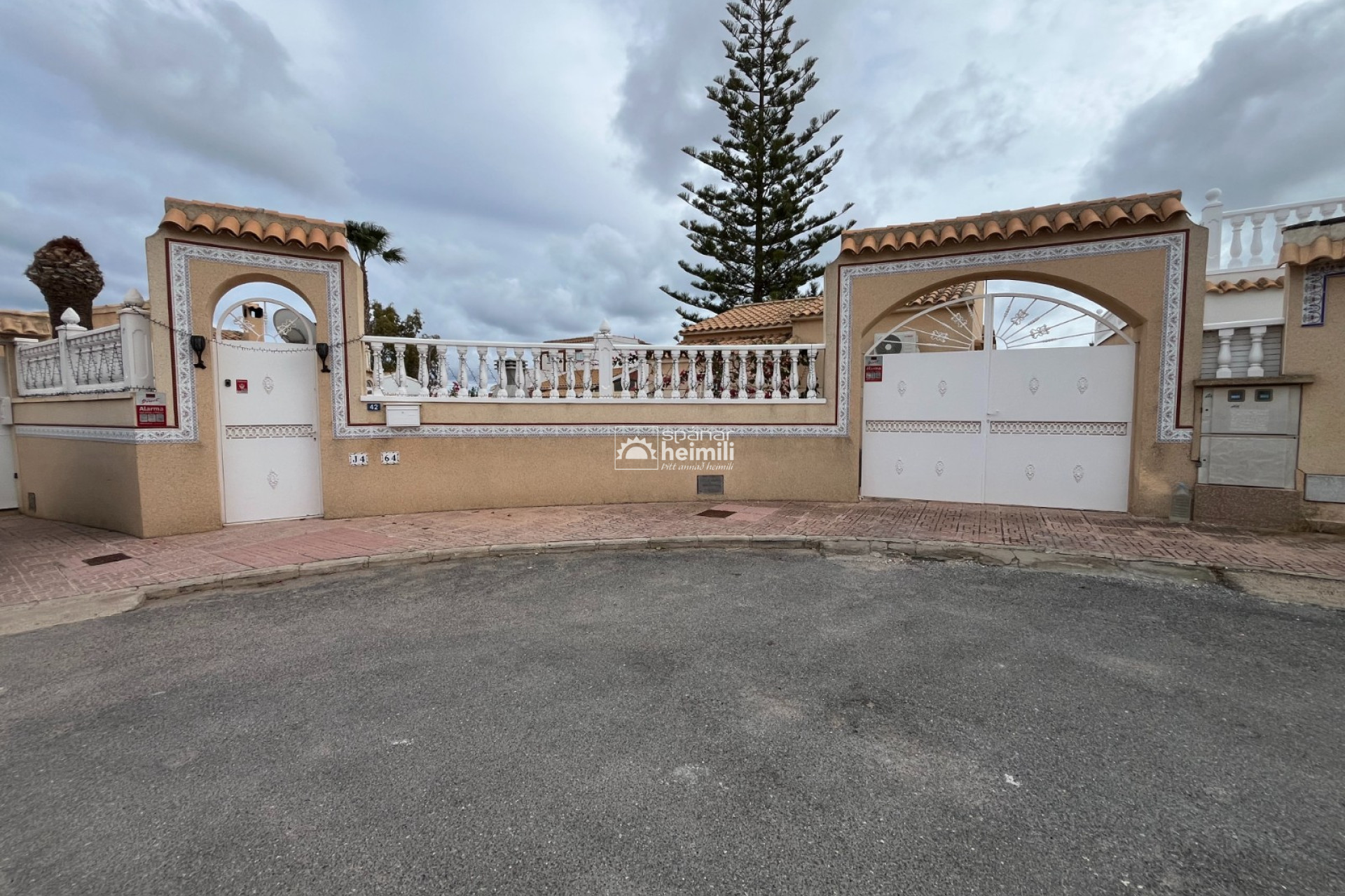 Resale - Detached house -
La Zenia