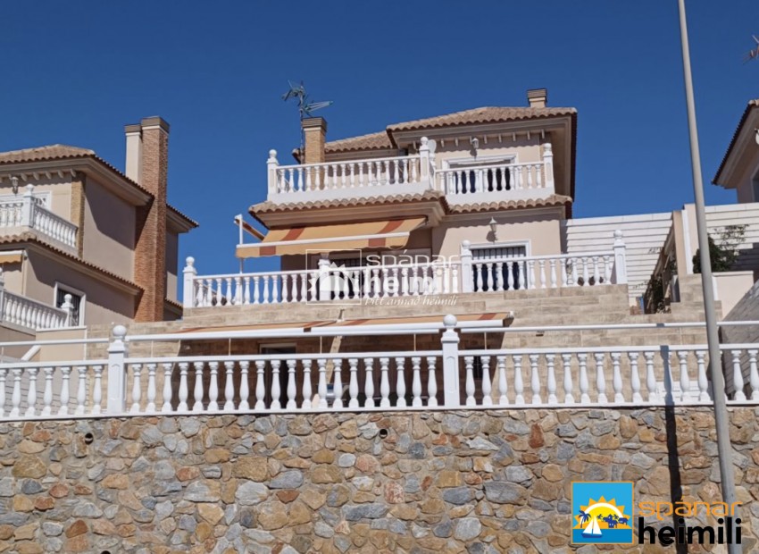 Resale - Detached house -
Torrevieja