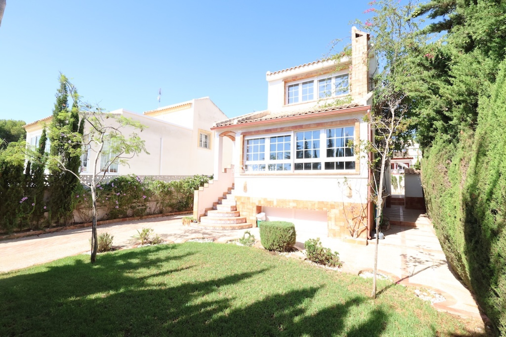Resale - Detached house -
Villamartin