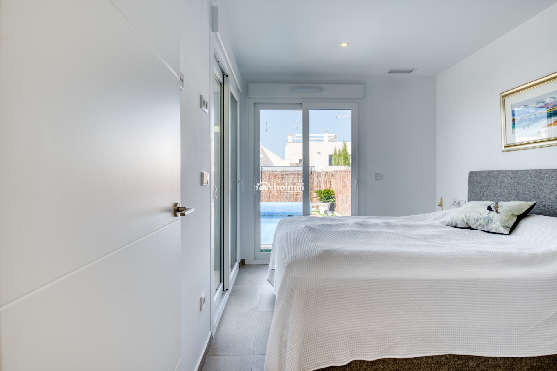 Resale - Duplex -
Vistabella