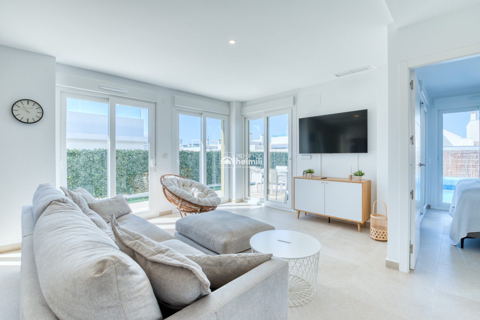 Resale - Duplex -
Vistabella