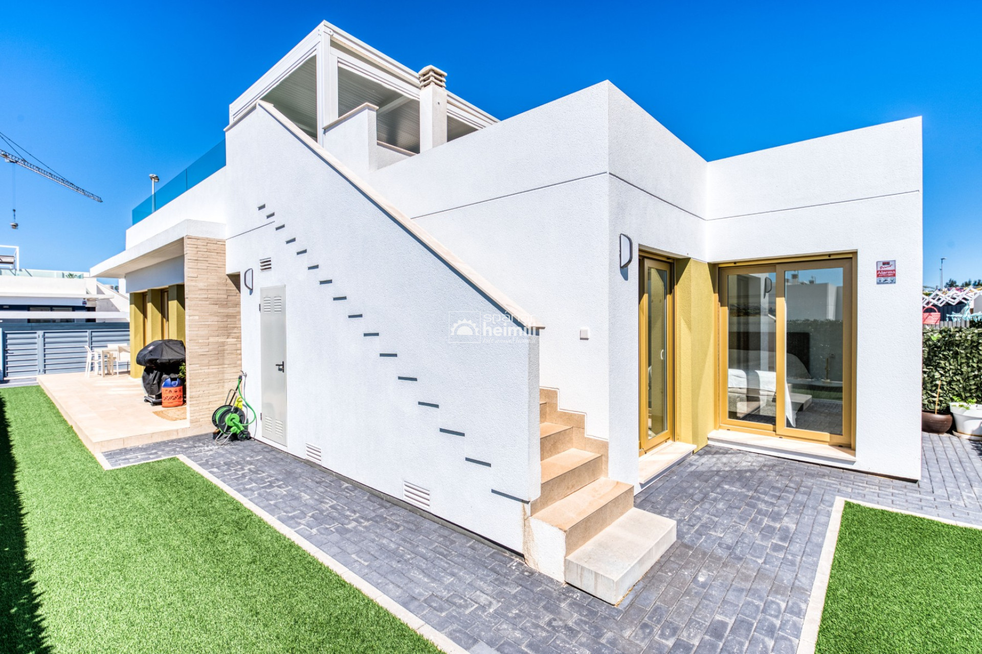 Resale - Duplex -
Vistabella