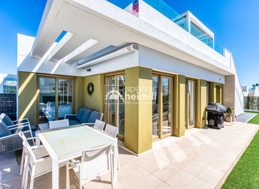 Resale - Duplex -
Vistabella