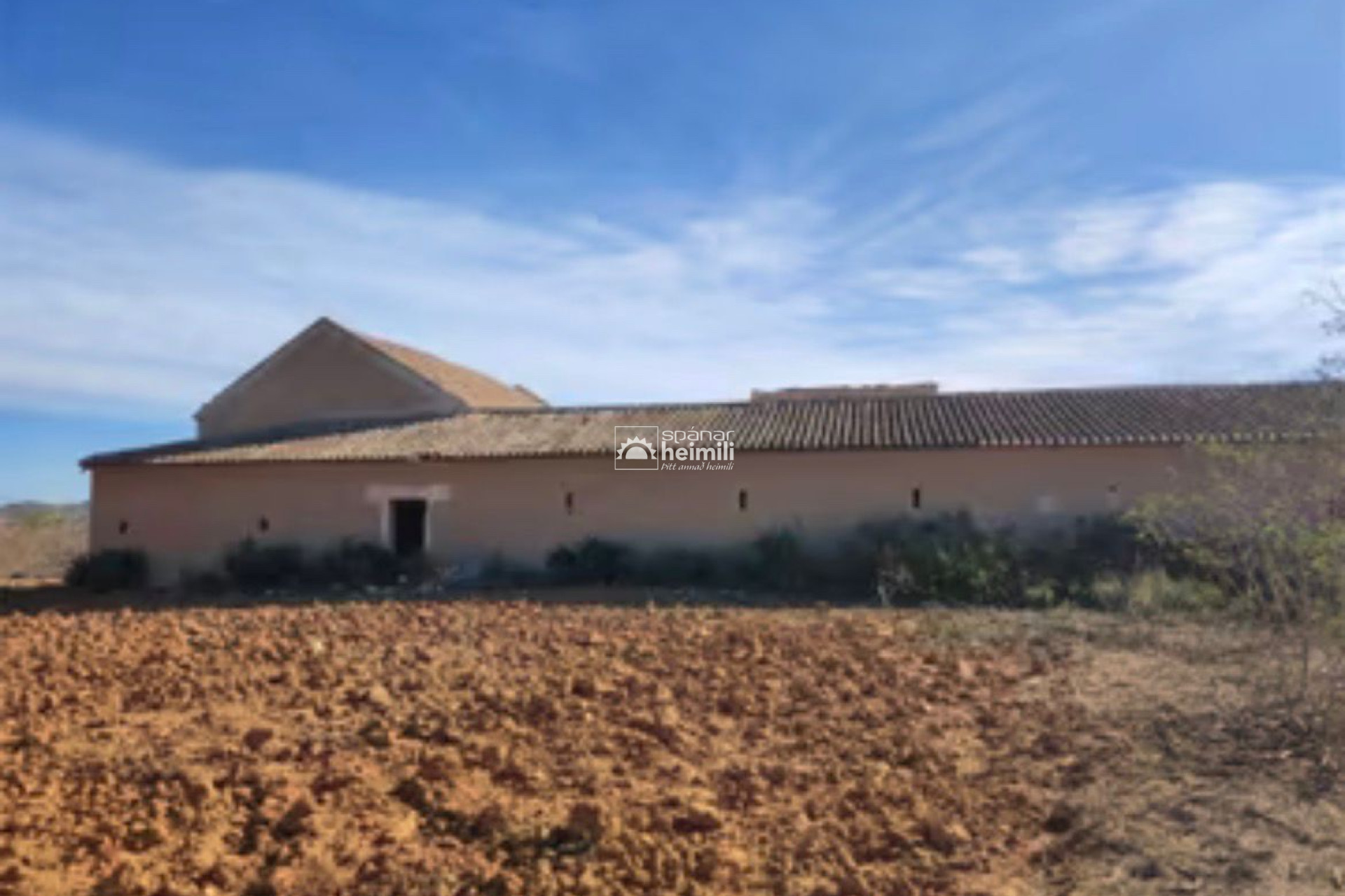 Resale - Finca style house -
Cartagena