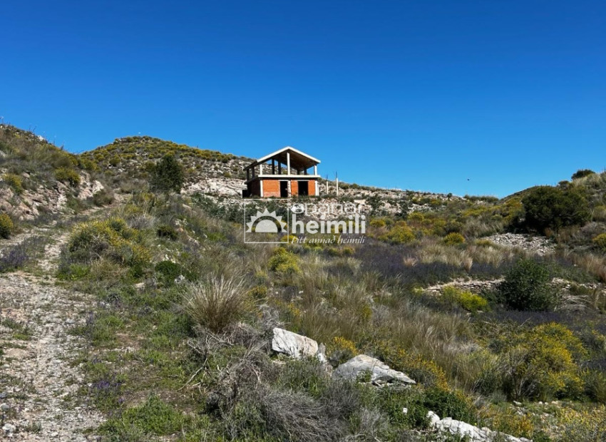 Resale - Finca style house -
Cartagena