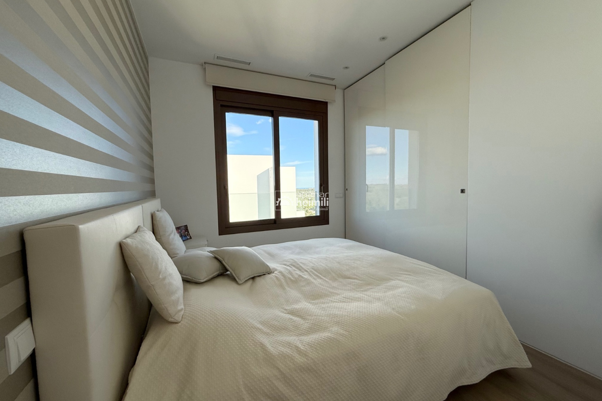 Resale - Penthouse -
Las Colinas