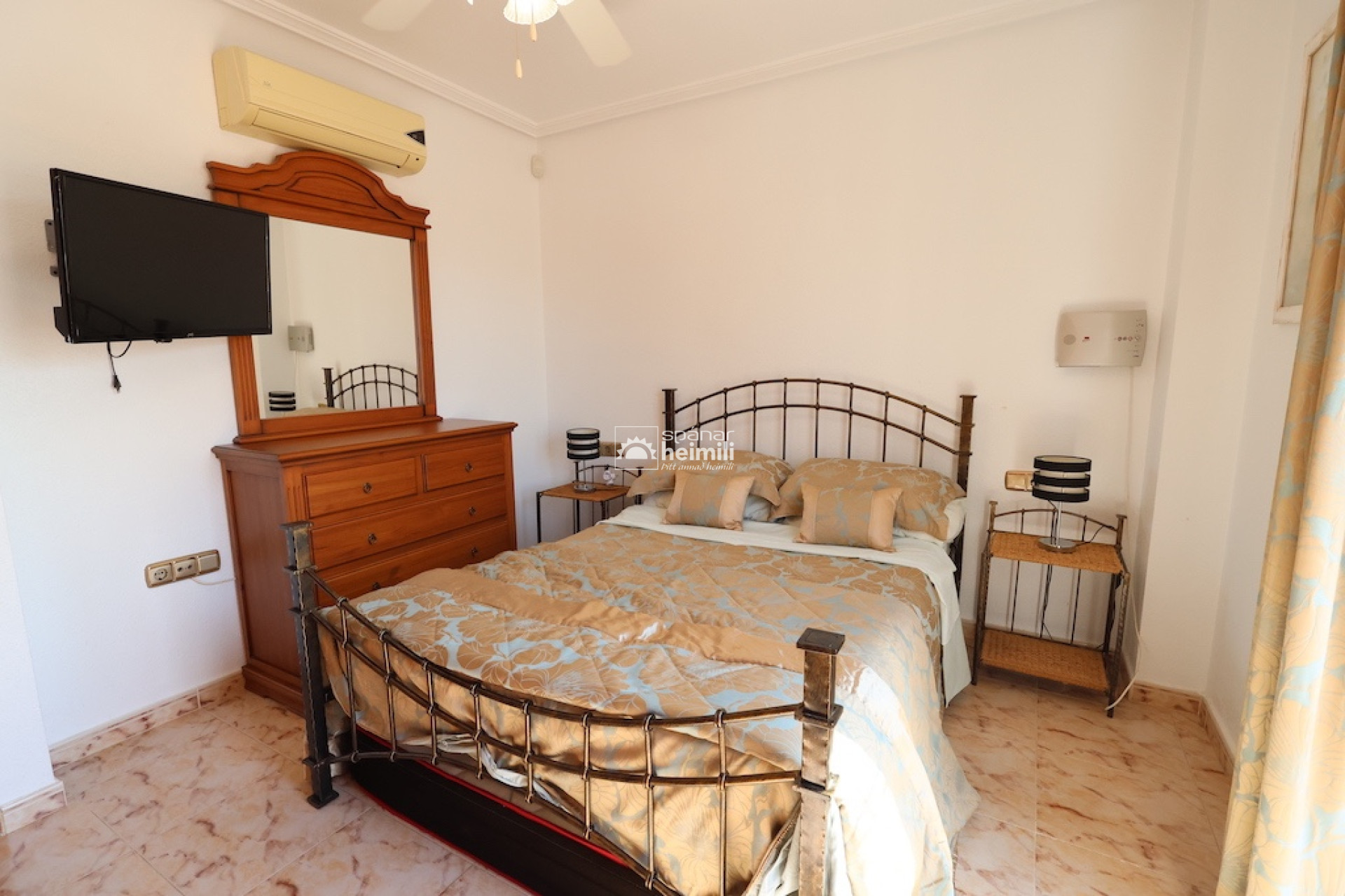 Resale - Townhouse -
Cabo Roig