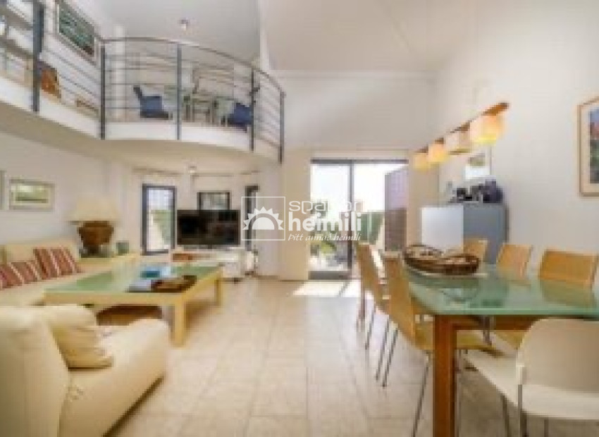 Resale - Townhouse -
Cabo Roig