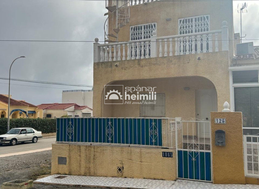 Resale - Townhouse -
Guardamar/La Marina