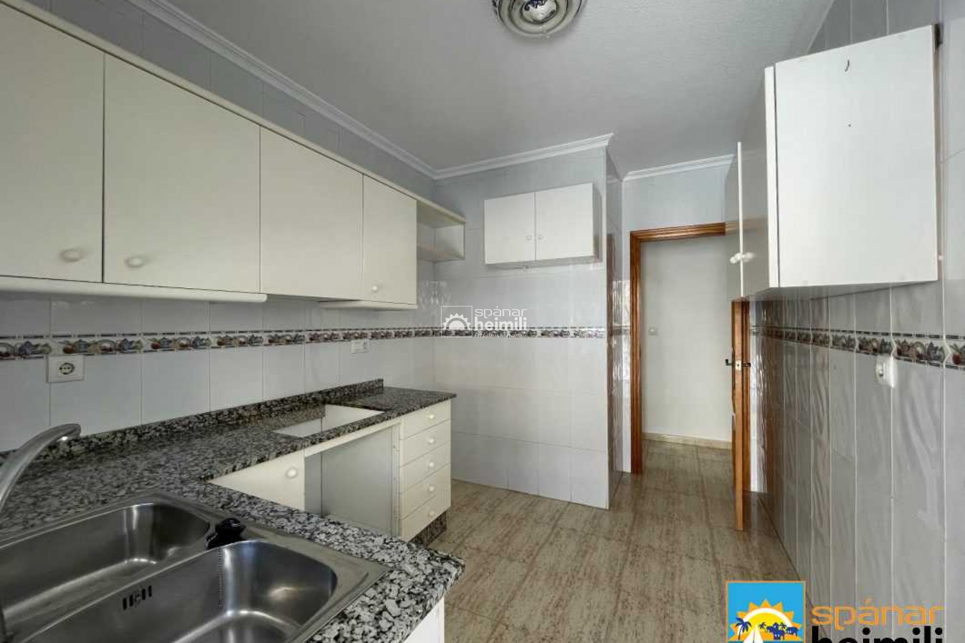 Resale - Townhouse -
Los Alcazares